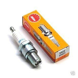 BOUGIE NGK CR7HSA 125 GRIZZLY 125 BREEZE 300 GRIZZLY